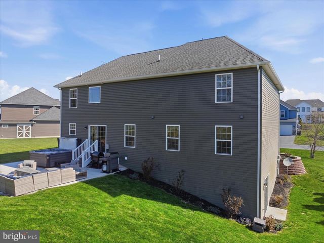 1356 EMILYS CT, Greencastle, PA 17225