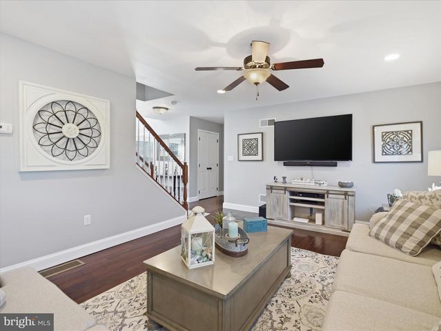1356 EMILYS CT, Greencastle, PA 17225