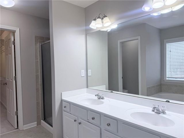 8965 Friarbridge Drive, Suwanee, GA 30024