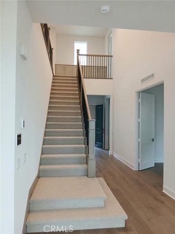 746 Via Arezzo Place, Altadena, CA 91001