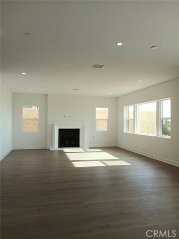 746 Via Arezzo Place, Altadena, CA 91001