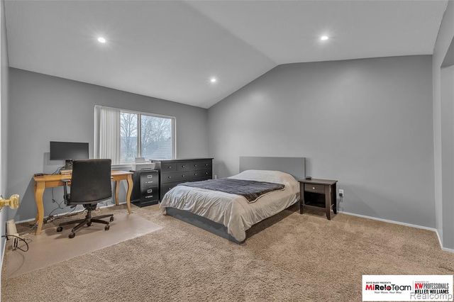 4516 Willow View Court, Howell, MI 48843