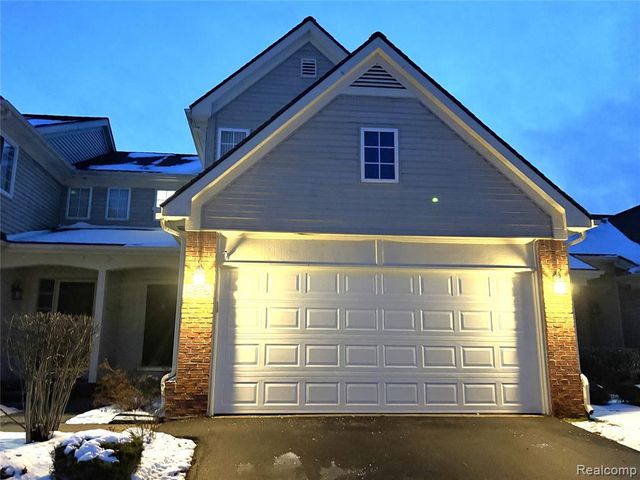 4516 Willow View Court, Howell, MI 48843