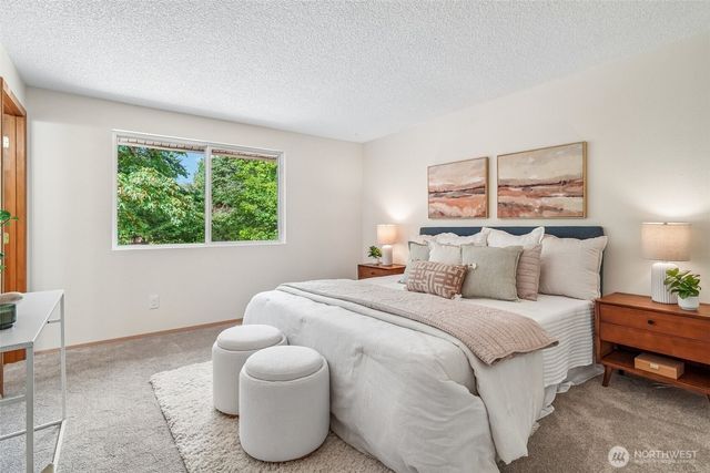 10132 NE 144th Place, Kirkland, WA 98034