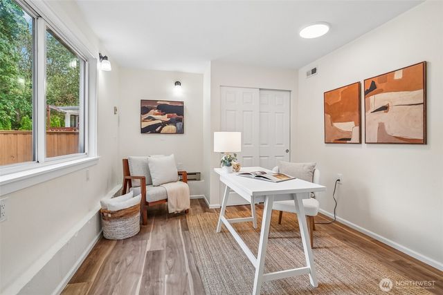 10132 NE 144th Place, Kirkland, WA 98034