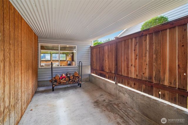 10132 NE 144th Place, Kirkland, WA 98034