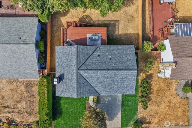 10132 NE 144th Place, Kirkland, WA 98034