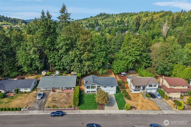 10132 NE 144th Place, Kirkland, WA 98034
