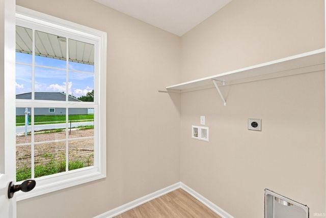 1394 Jesters Court, Kendallville, IN 46755