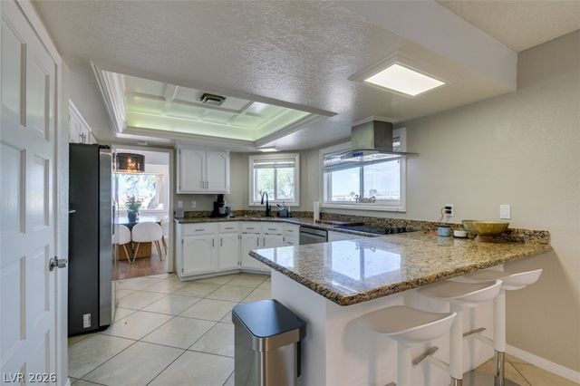 892 North Hollywood Boulevard, Las Vegas, NV 89110
