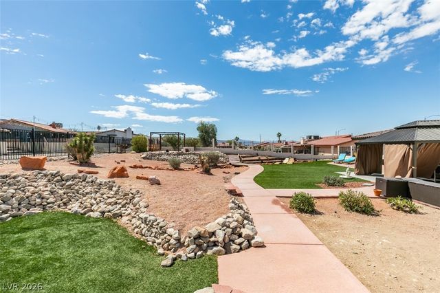 892 North Hollywood Boulevard, Las Vegas, NV 89110