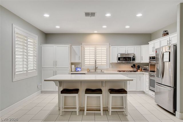 1036 Painted Daisy Avenue, Henderson, NV 89074