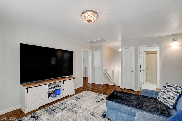 1036 Painted Daisy Avenue, Henderson, NV 89074