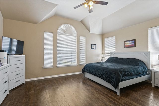 2314 Balleybrooke Drive, Lewisville, TX 75077