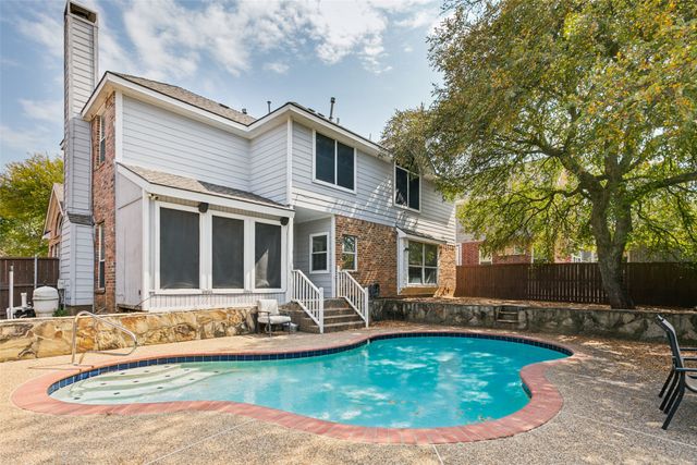 2314 Balleybrooke Drive, Lewisville, TX 75077