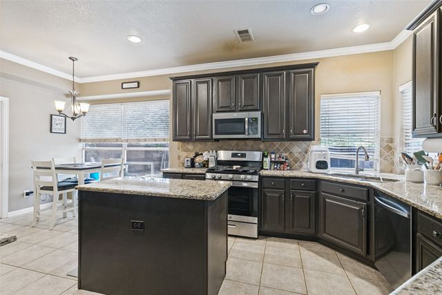 2314 Balleybrooke Drive, Lewisville, TX 75077