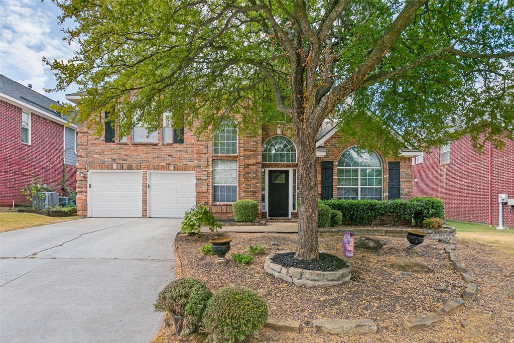 2314 Balleybrooke Drive, Lewisville, TX 75077