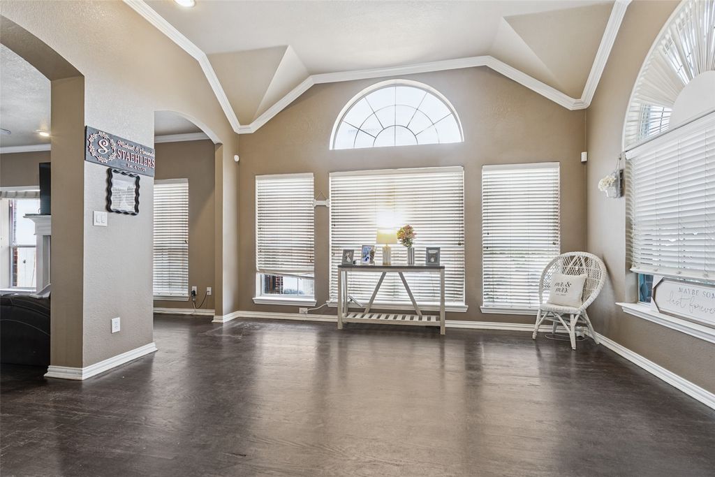 2314 Balleybrooke Drive, Lewisville, TX 75077 — photo 5