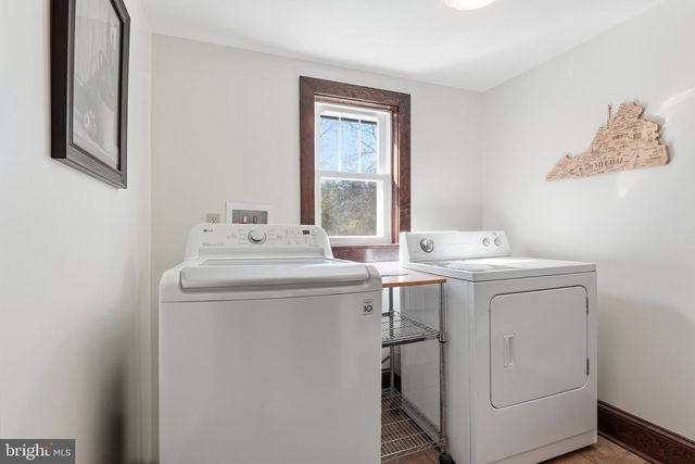 24 SUNDOWN LN, Boston, VA 22713