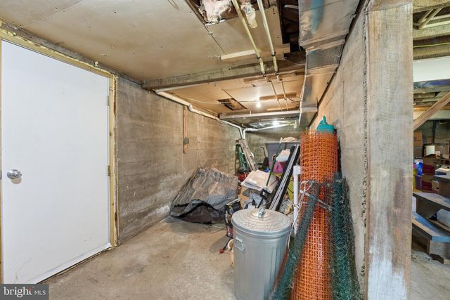 24 SUNDOWN LN, Boston, VA 22713