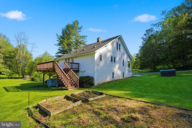 24 SUNDOWN LN, Boston, VA 22713