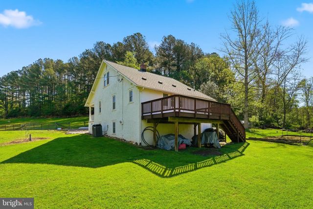 24 SUNDOWN LN, Boston, VA 22713