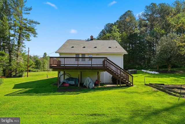24 SUNDOWN LN, Boston, VA 22713