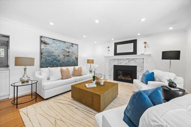 35 Tulip Court, Burlingame, CA 94010