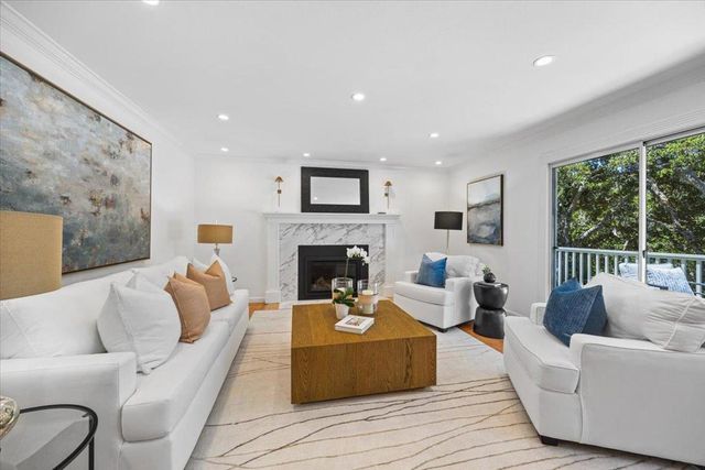 35 Tulip Court, Burlingame, CA 94010