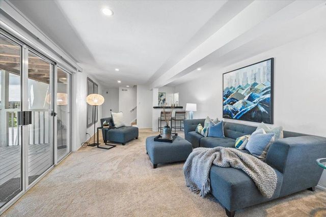 35 Tulip Court, Burlingame, CA 94010