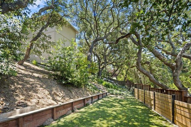 35 Tulip Court, Burlingame, CA 94010