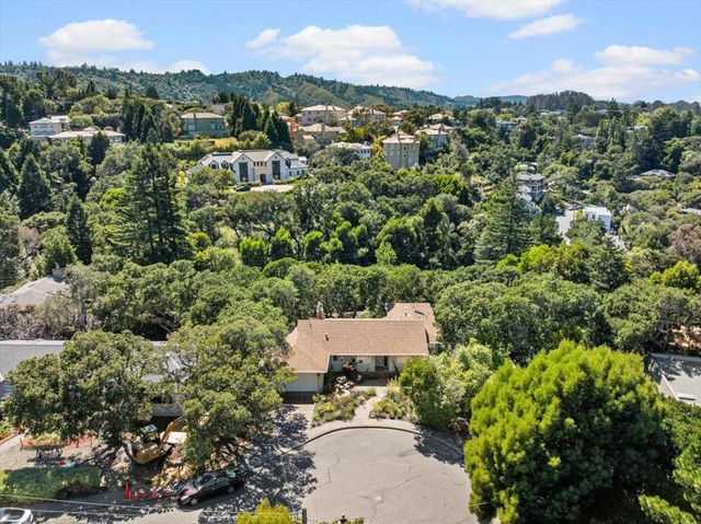 35 Tulip Court, Burlingame, CA 94010