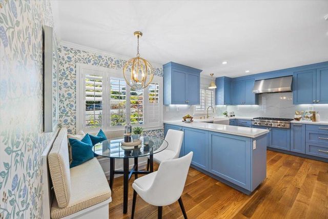 35 Tulip Court, Burlingame, CA 94010