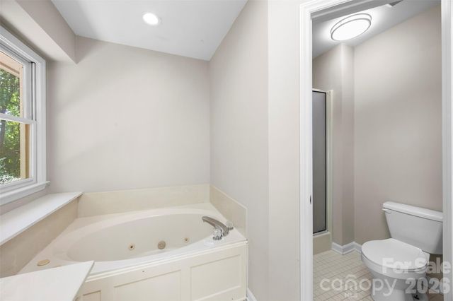 932 Alexandria Court, Gastonia, NC 28056