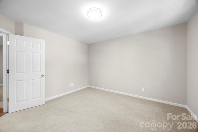 932 Alexandria Court, Gastonia, NC 28056