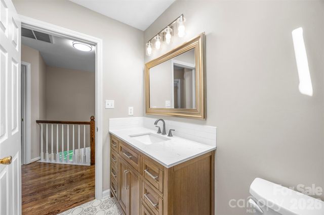 932 Alexandria Court, Gastonia, NC 28056