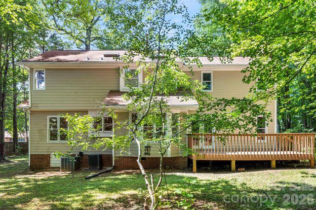 932 Alexandria Court, Gastonia, NC 28056