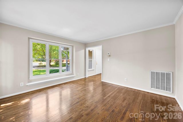 932 Alexandria Court, Gastonia, NC 28056