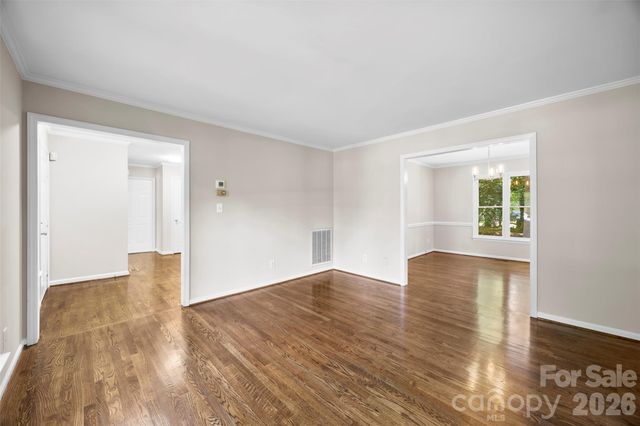 932 Alexandria Court, Gastonia, NC 28056