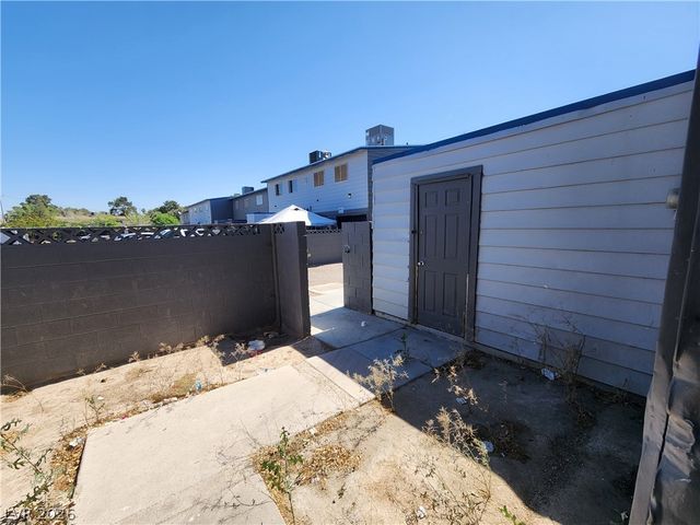 2526 Bulloch Street K, North Las Vegas, NV 89030