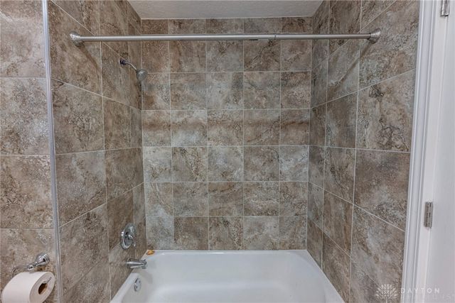 1030 Nila Gay Court, Miamisburg, OH 45342