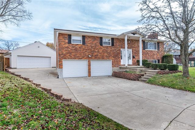 1030 Nila Gay Court, Miamisburg, OH 45342