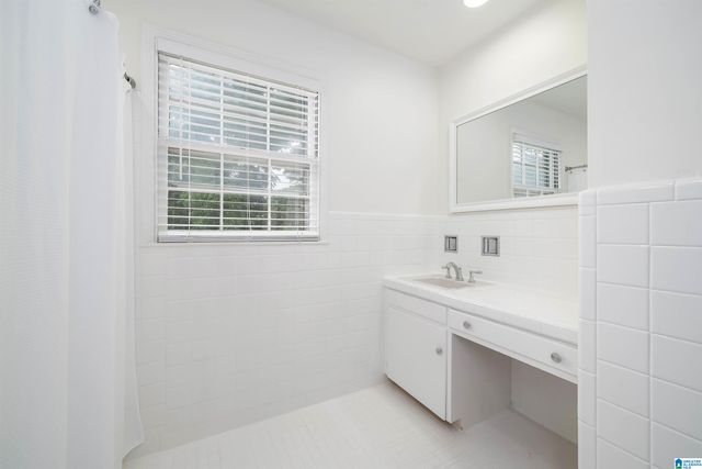 1128 FOREST VIEW LANE, Vestavia Hills, AL 35216