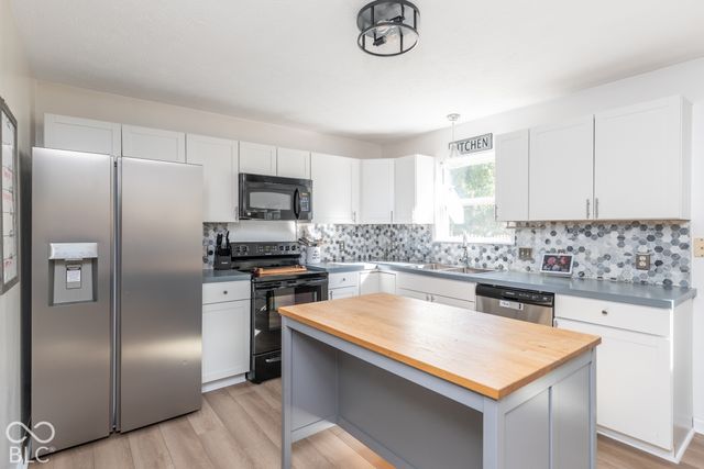 1417 Royal Lake Drive, Indianapolis, IN 46228