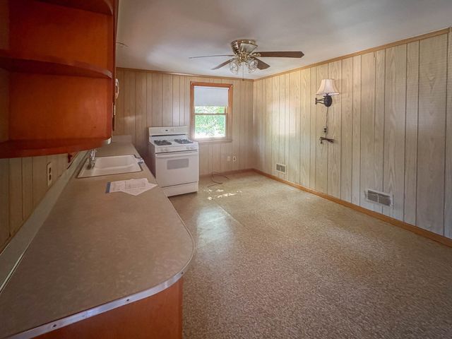 48 Home Street, Peabody, MA 01960
