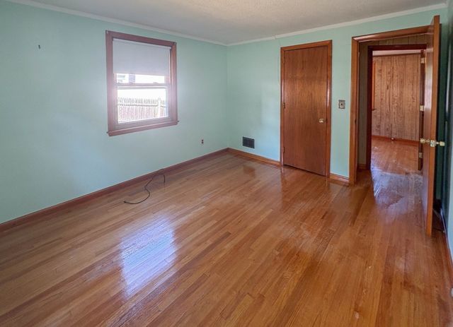 48 Home Street, Peabody, MA 01960