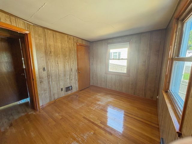 48 Home Street, Peabody, MA 01960