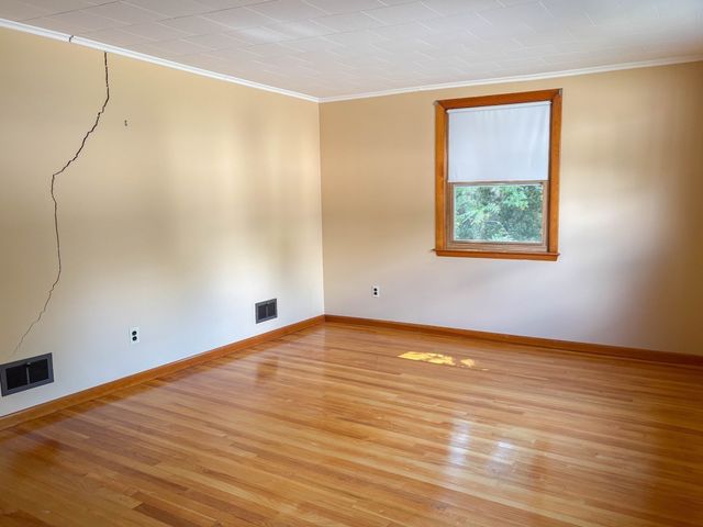 48 Home Street, Peabody, MA 01960