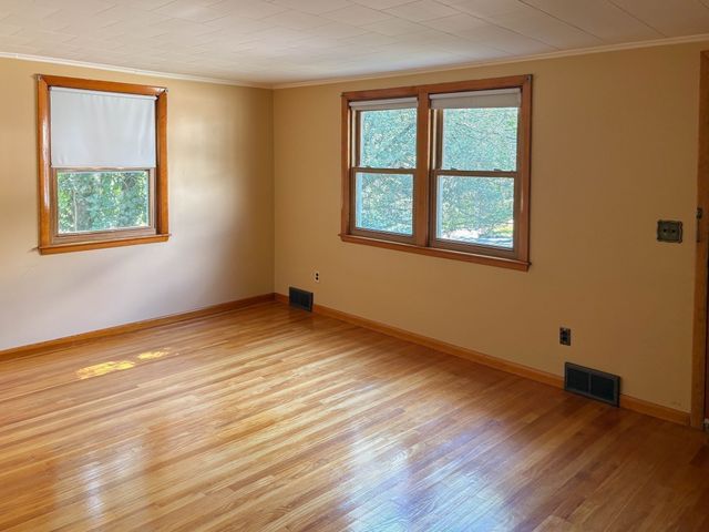 48 Home Street, Peabody, MA 01960
