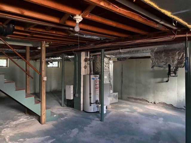 48 Home Street, Peabody, MA 01960